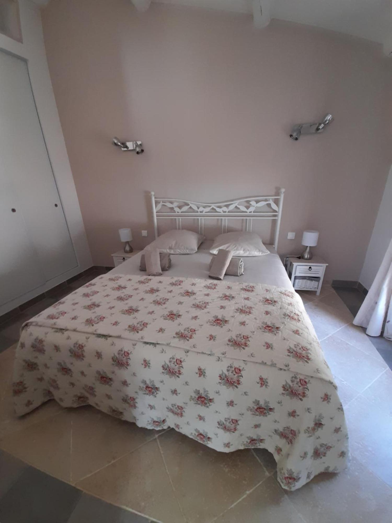 Villa Le Bosquet En Luberon. Ménerbes Екстериор снимка